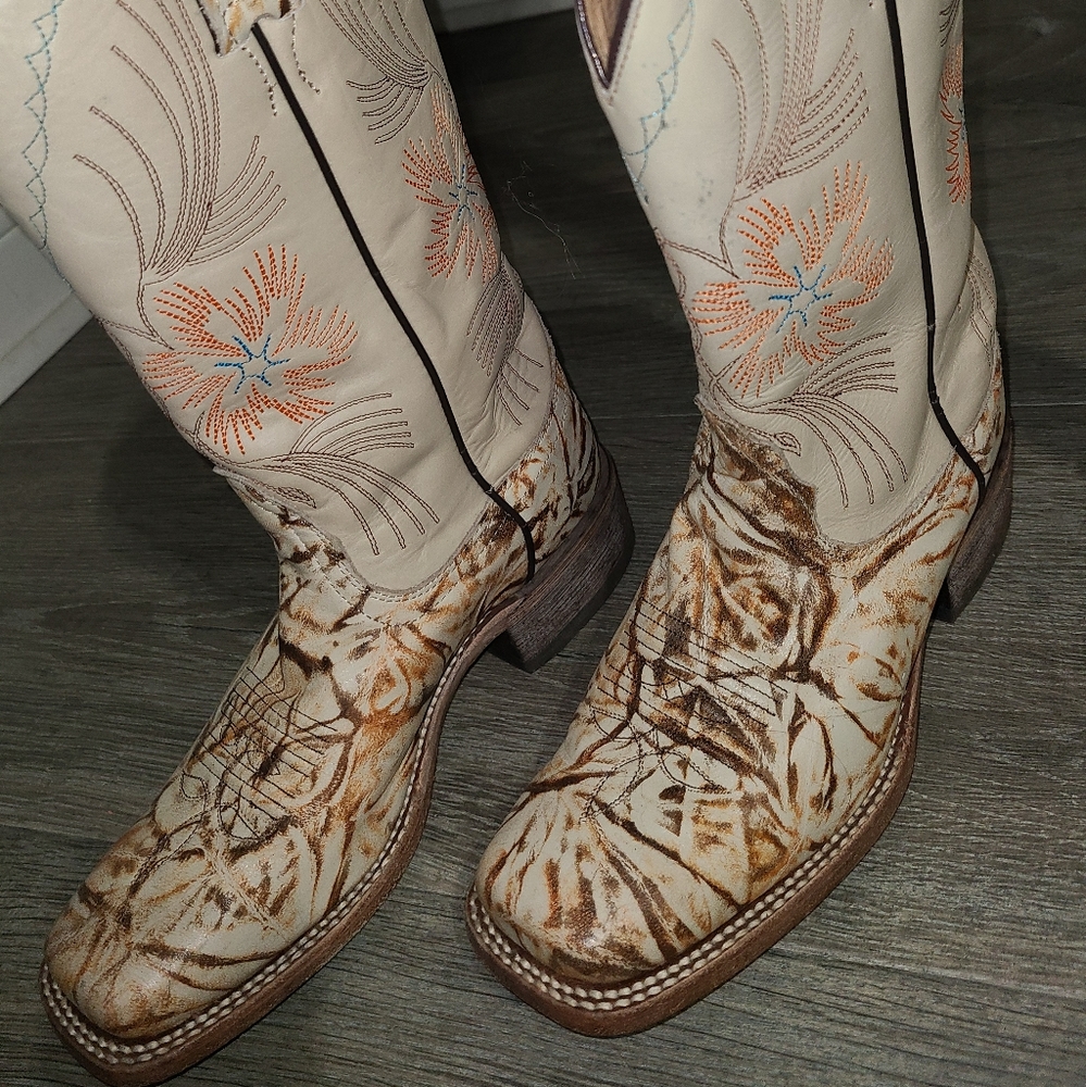 Ariat women's boot